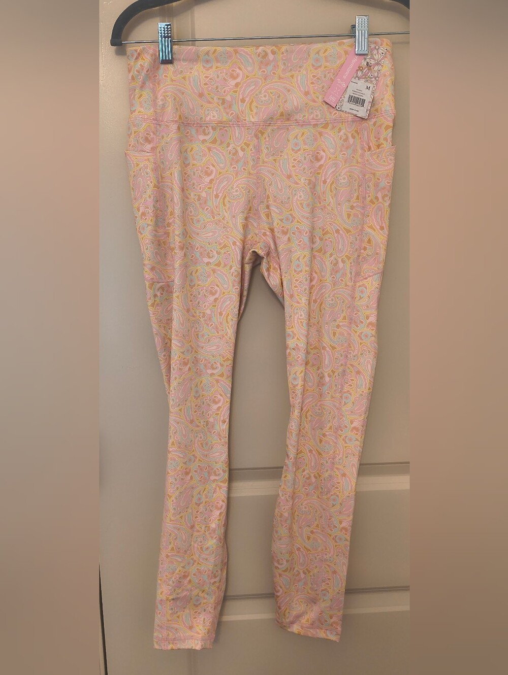 Kensie Paisley Leggings in Pink with Pastel Accents
